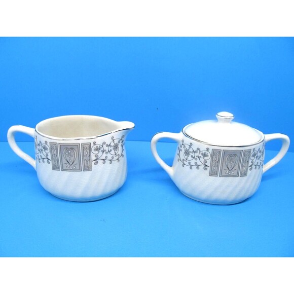 Enoch Wedgwood Manchester Covered Sugar Dish and Creamer - Picture 7 of 13